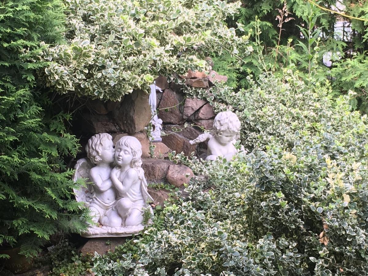 Cracow. Villa Cherubin Garden คราคูฟ ภายนอก รูปภาพ